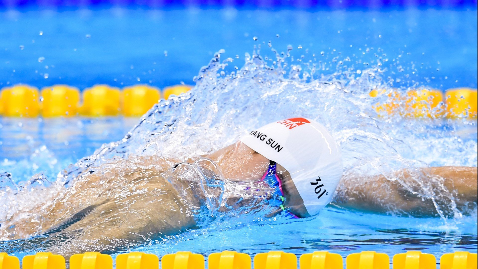 乌拉圭队前锋苏亚雷斯在巴黎奥运会上表现出色,苏亚雷斯在乌拉圭 人气