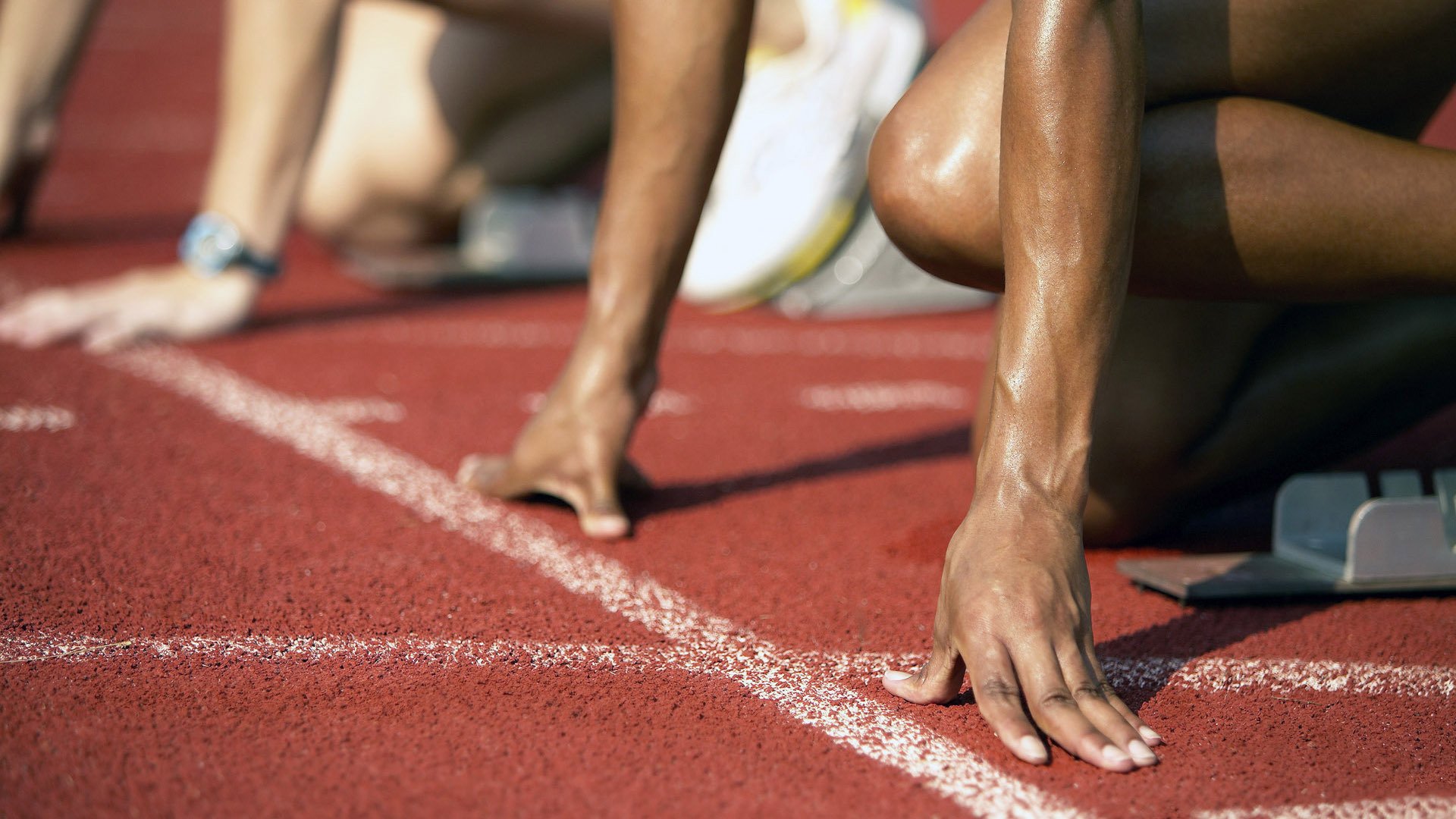 比赛现场:运动员们的坚持与激情,运动员坚持不懈的训练